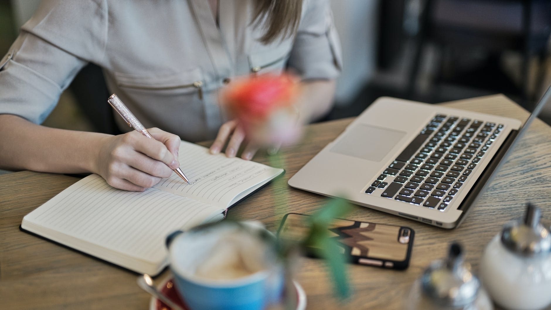 Quel remerciement pour un collègue de travail sur le départ ?