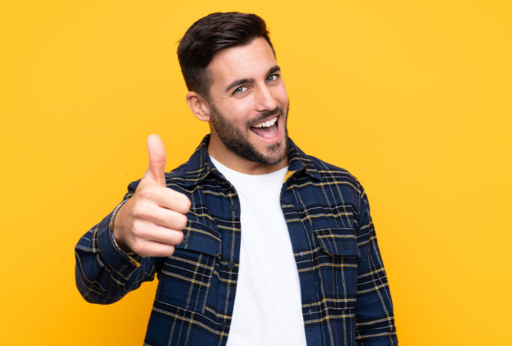 Placez les informations les plus importantes suivantes sur la première page de votre cv sur deux pages