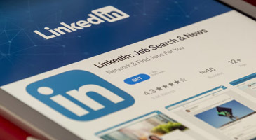 Top 5 : exemple de post LinkedIn pour sa recherche d'emploi qui marche Top 5 : exemple de post LinkedIn pour sa recherche d'emploi qui marche