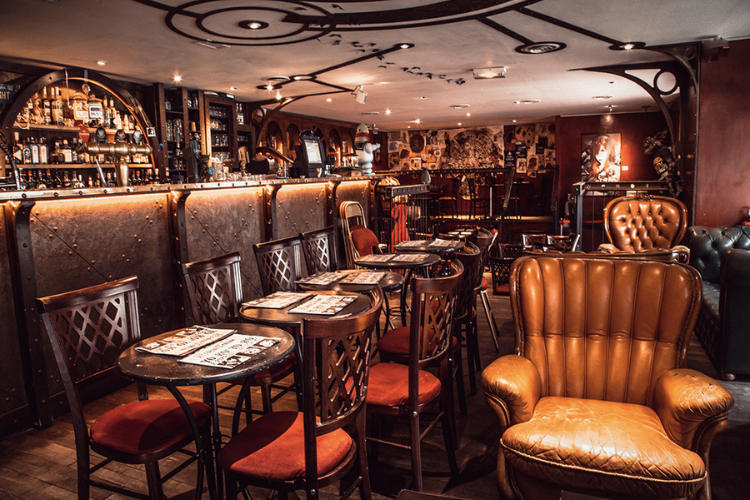 Top 8 des cafés sympas pour travailler à Paris