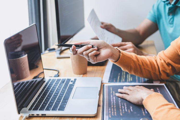 Le suivi et l’évaluation de l’avancement de vos projets de marketing