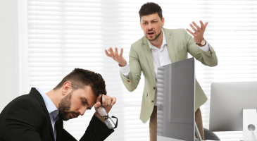 10 Exemples de conflit entre salarié et employeur